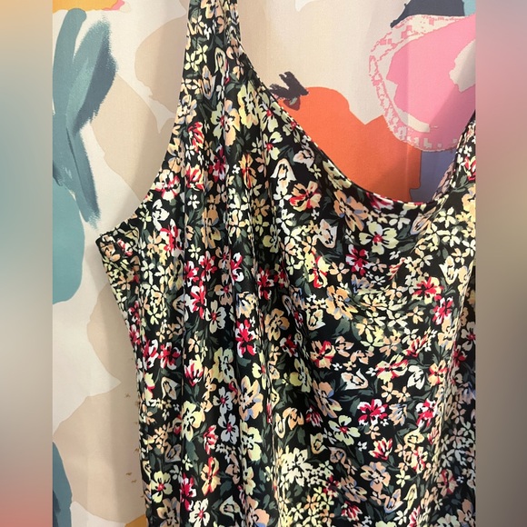 Floral full length dress - Picture 2 of 2